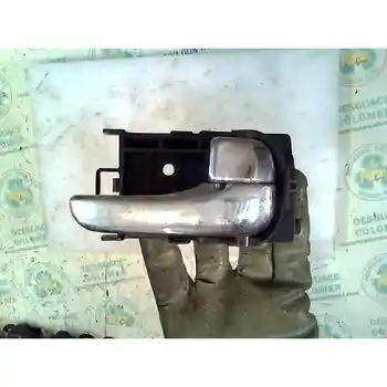 

2935507 handle Inner Front Right Nissan First Saloon (p11) 1.8 16v Cat