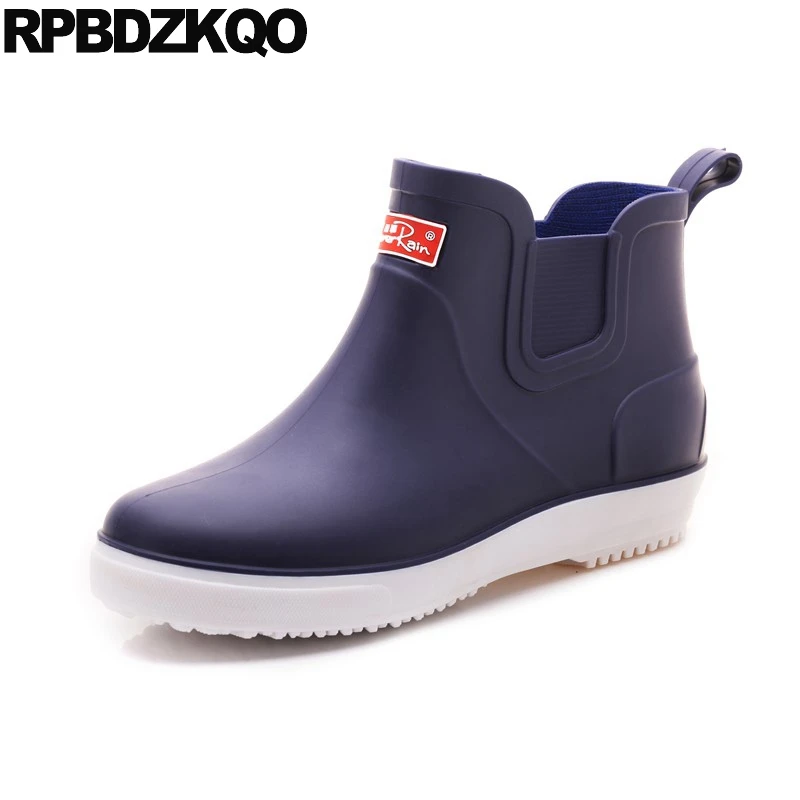 chelsea waterproof rain boot