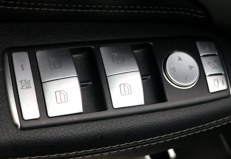 Car Seat Adjust Button Cover Sticker for Mercedes Benz A B C E Class W204 W212 GLA X156 CLA C117 GLE W166 ML GL GLS (15)