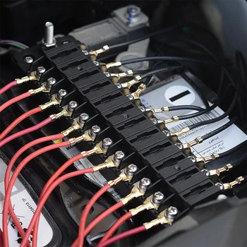 

12 Way DC12V-32V Automotive Blade Block Holder With Screw Nut Terminal Fuse Box Holder For Car Truck Marine Boat High Quality