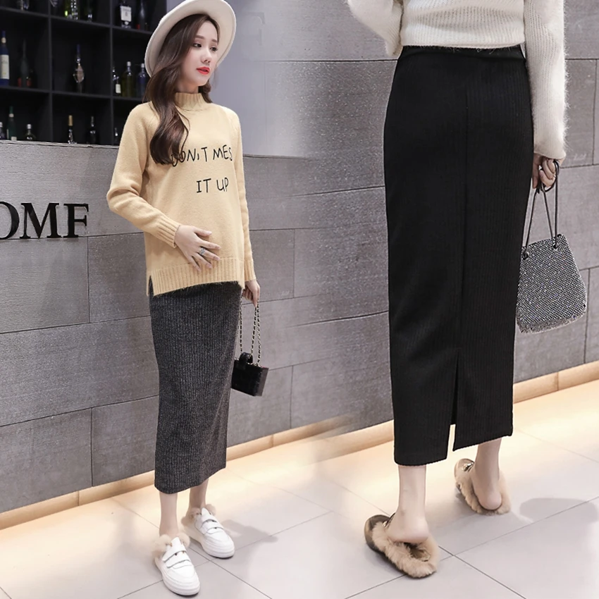 The new maternity dress half-length skirt spring and autumn new mid-length knit back slit skirt bag hip fashion all-match
