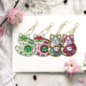 

New Stylre 4pcs Cute Cat Pattern Diamond Keychain Keyring Diamond Painting Cross Stitch Special Shaped Diamond Bag Pendant YSK50