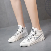 Autumn New Women White Sneakers 2019 New Fashion Skateboard Shoes Reflective Casual Sports Shoes Autumn New Women White Sneakers 2019 New Fashion Skateboard Shoes Reflective Casual Sports Shoes