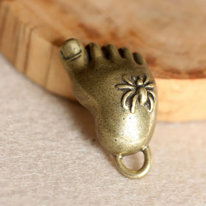 Brass Spider Feet keychain (10)