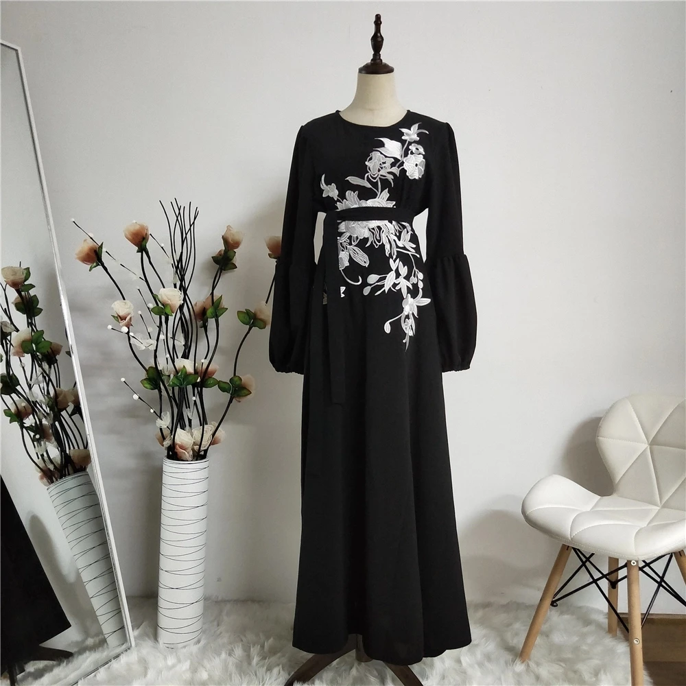 Black Muslim Dress Мягкое хлопковое мусульманское платье для женщин вышивка цветами скромное abaya Дубай Арабский мусульманский марокканский Макси-платье типа кафтан халат с длинными рукавами - Цвет: Black Muslim Dress