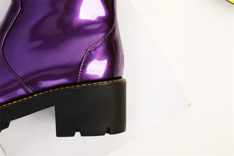 Фиолетовые ботинки на платформе; женские модные повседневные ботинки желтого цвета из лакированной кожи на молнии; ботильоны с круглым носком; зимняя женская обувь в сдержанном стиле