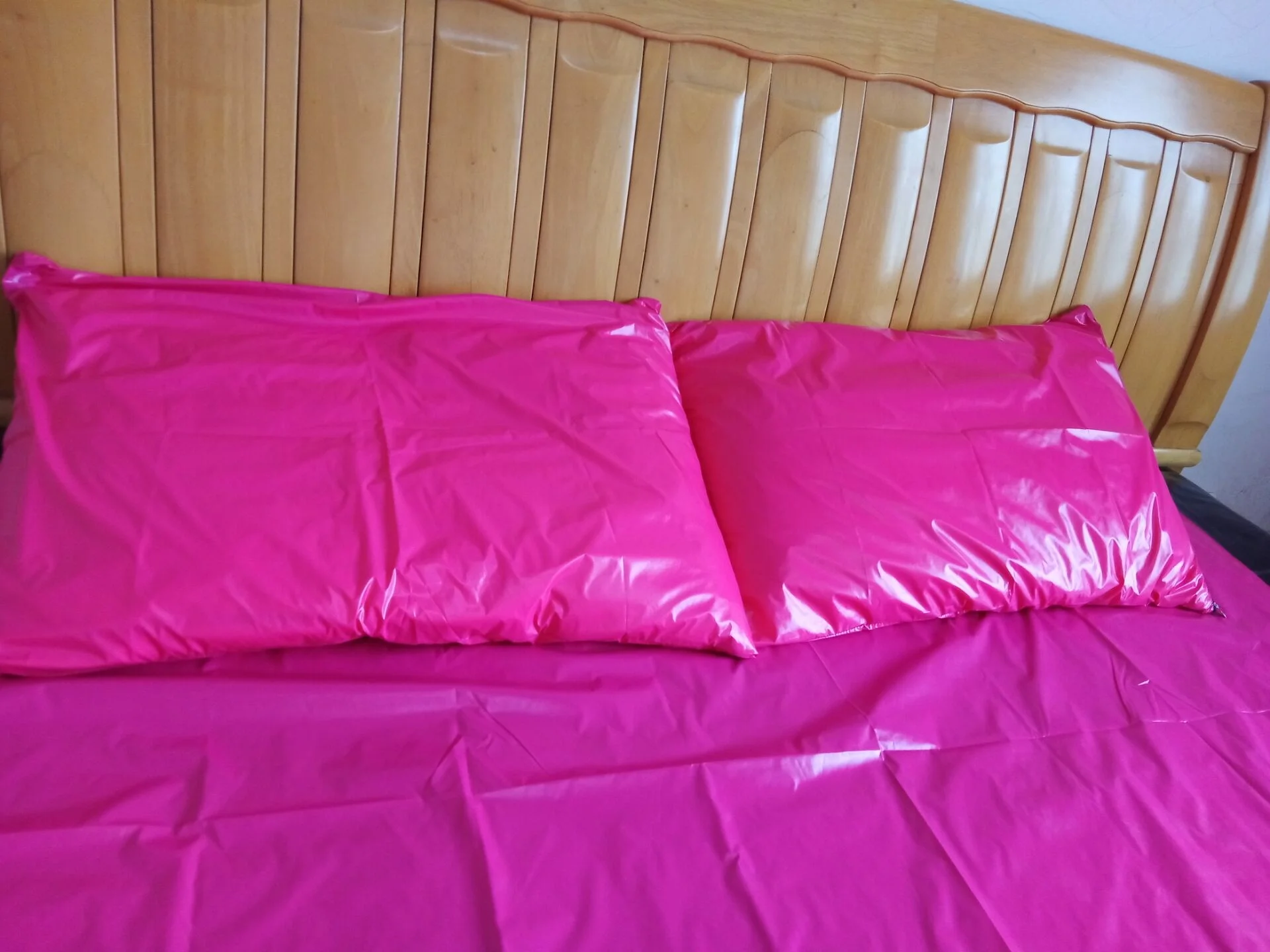 1 pair Waterproof pillowcase pillow protector sex toys fetish bed sexy pillow