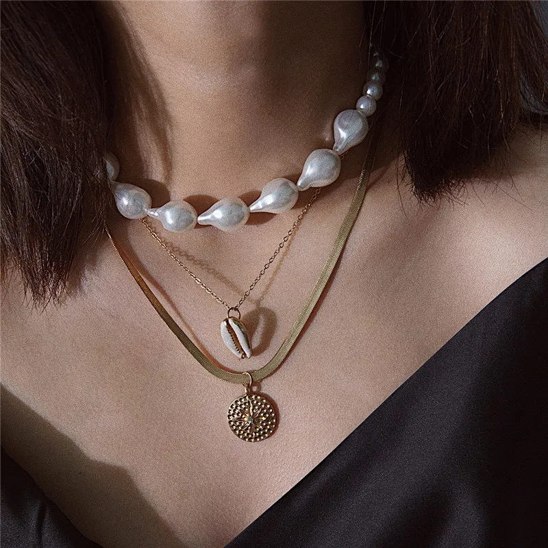 

AE-CANFLY European Metal Punk Pearl Crystal Chain Women Simple Multi-layer Long Necklace Drop Accessories
