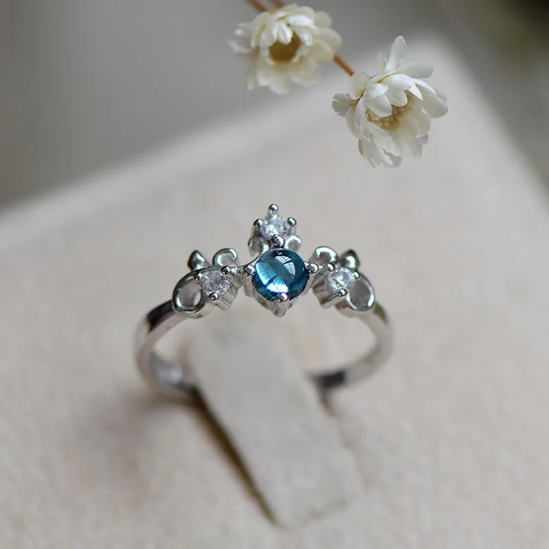 

Fashion Blue Topaz Ring For Women Solid 925 Sterling Silver Sapphire Rings Queen Crown Gemstone Engagement Ring Birthday Gift