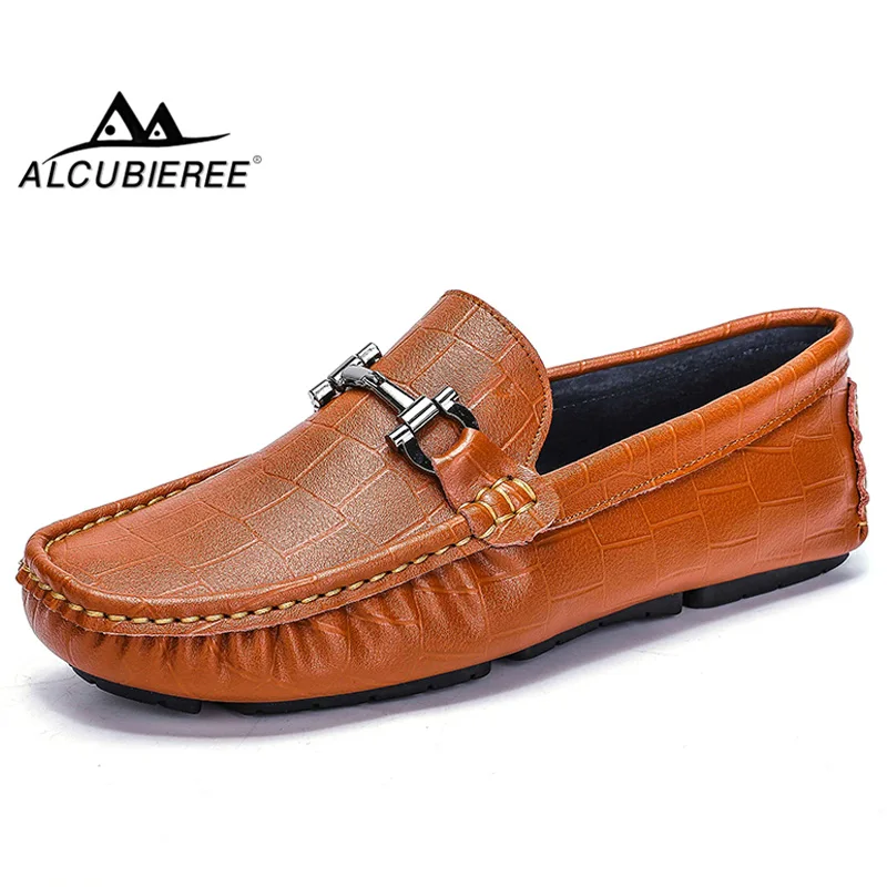 

ALCUBIEREE 2020 Spring Men Casual Shoes Lightweight Footwear Slip-on Loafers Comfort Flats Moccasins Split Leather Driving Shoes