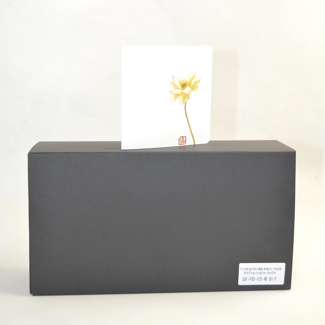 New Metal Cylinder Stirling Engine Generator Heat Engine With 4 LED Lights And Black Metal Base DIY Steam Model Set