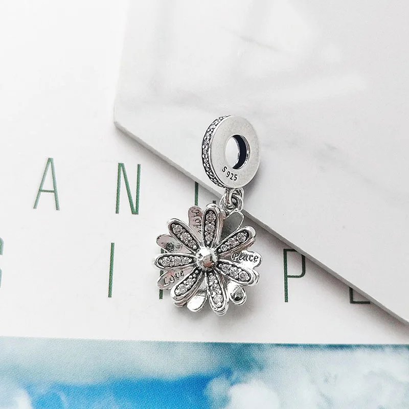 

Authentic 925 Sterling Silver Charm New And Creative Revolving Daisy Pendant Fit Pandora Women Bracelet & Necklace Diy Jewelry