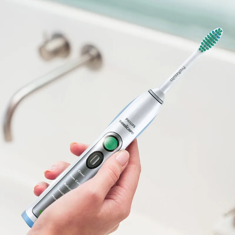 Электрическая зубная щетка Philips Sonicare HX6972/10 умный таймер и Quadpacer звуковая белого