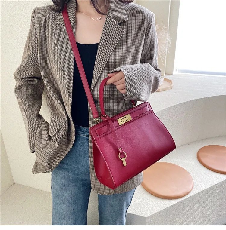 13300142531_1964996055