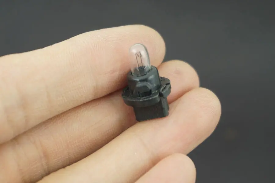 10PCS Universal Auto Car 12V 1.4W T5 instrument panel light bulbs & holder lamp holder lamp bulb holder lamp base