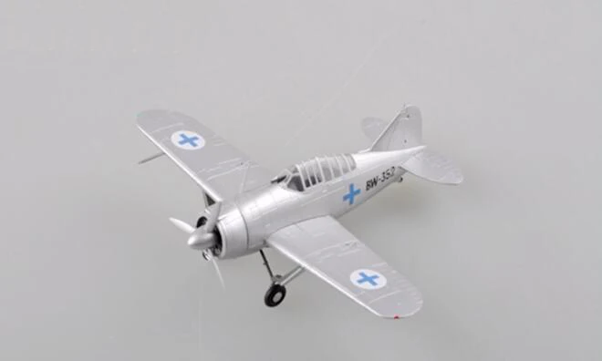 Trumpeter 1/72 Finland World War II F2a-3 fighter 36384 модель готовой продукции