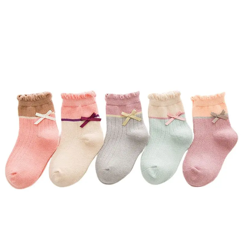 

Cute Children Bowknot Socks Autumn and Winter Blended Cotton Medium Tube Sock D0AF