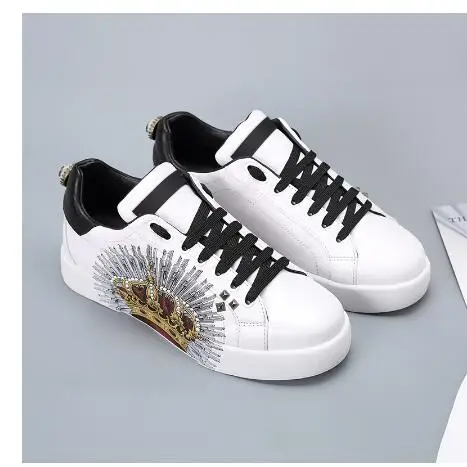 

2019 Spring and Autumn Brand Design Luxury Ladies Flat Shoes Leisure White Shoes Embroidered Flat Crown Leather Casual Shoes