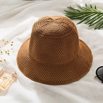 Летние корейские соломенные шляпы для женщин, одноцветная вязаная Панама, шляпа для путешествий, солнцезащитные козырьки, дышащие шапки ручной работы, складные - Цвет: Caramel Color