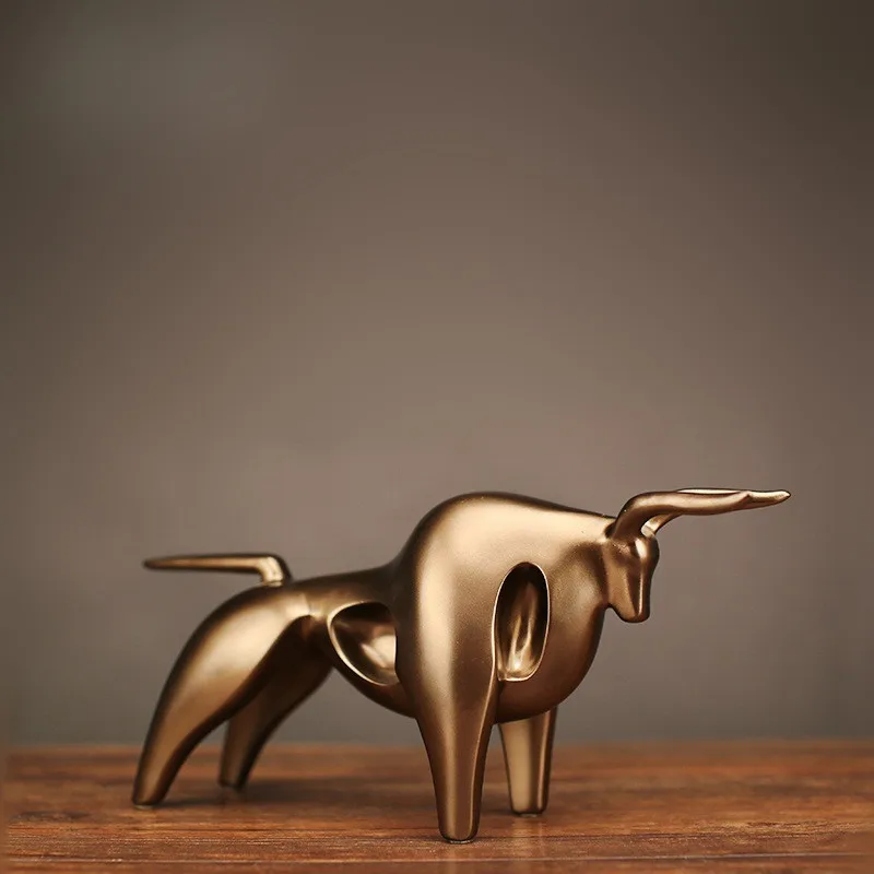 

New Golden Calf Statue Abstract Modern Decorative Accessories Resin Crafts Geometric Taurus Sculpture Personality Christmas Gift