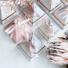 50 шт. творческий треугольная пирамида мрамор стиль коробка конфет Свадебные вечерние сувениры вечеринок Bomboniere спасибо подарок шоколад