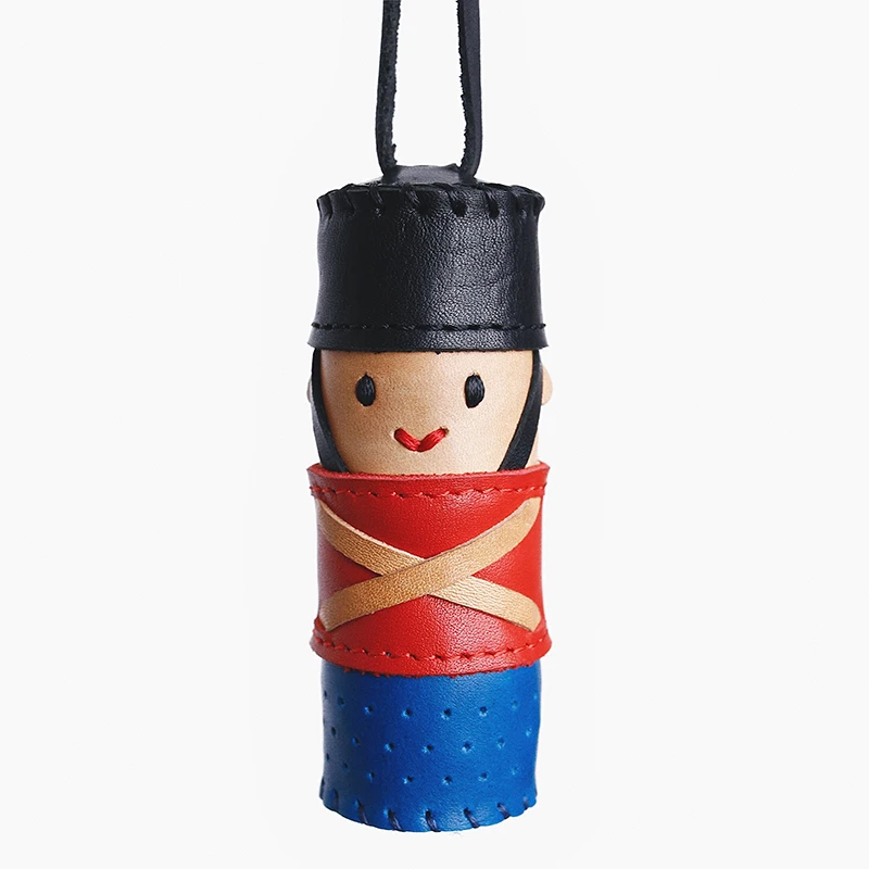 Original Design Creative Car Hanging Pendant Interior Decoration Genuine Leather Home Decor & Wall Hanging Adornment Car Gift