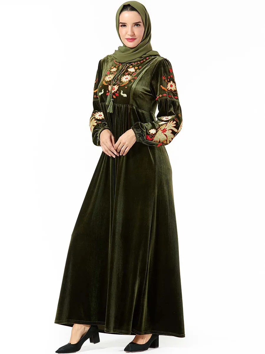 12149424339_1914155520