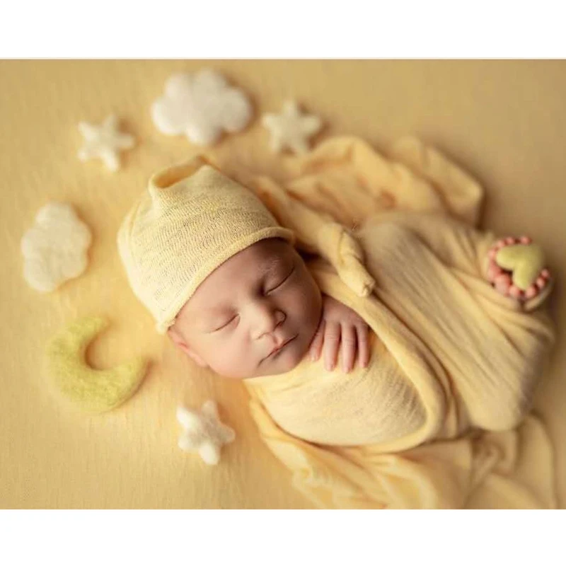 Newborn Photography Props Wool Felt Moon and Star Mini Props Infant Photo Accessories Baby Photo Decorations Creative Prop