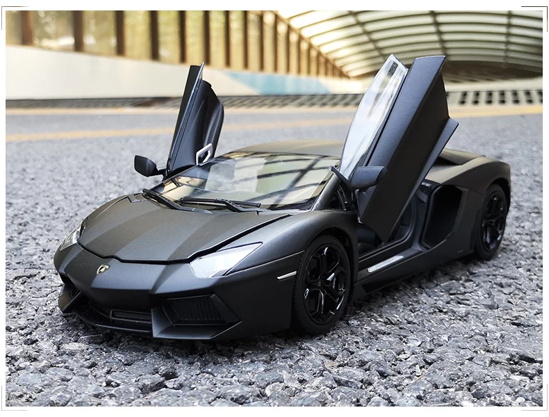 Welly 1/18 1:18 Lamborghini Aventador LP700 LP700-4 спортивный гоночный автомобиль литье под давлением модель игрушки на день рождения для детей мальчиков и девочек