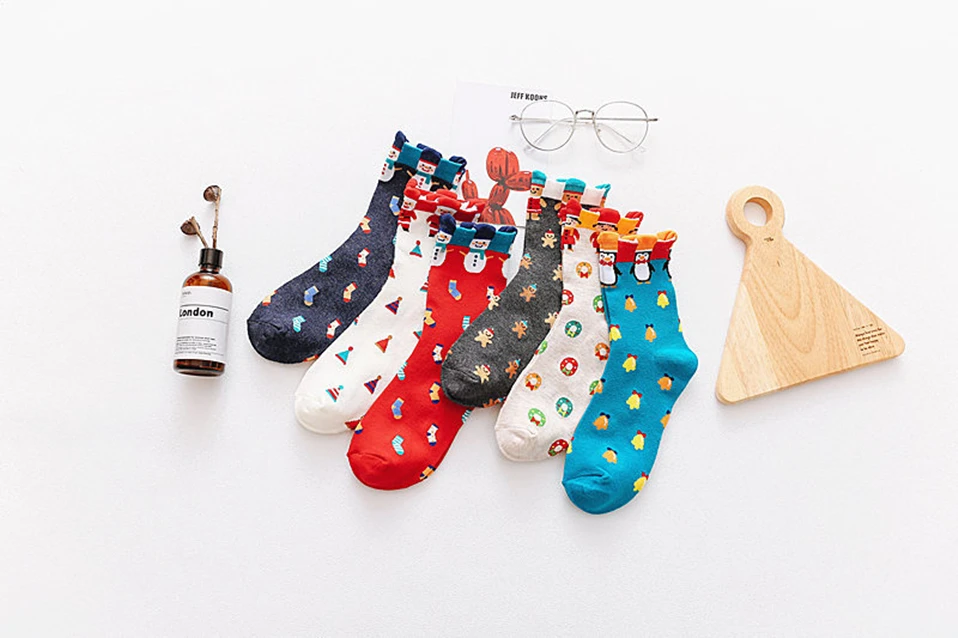 Description Picture 5 of item2025 New Cotton Christmas Socks Women Autumn Winter New Year Gift Santa Claus Christmas Tree Snow Elk Happy Socks Cute Sock