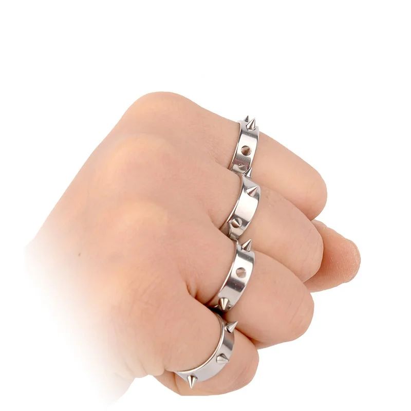Anillo de acero de titanio para defensa personal para hombre, sortija para defensa personal, con personalidad domineering, antilobo, artefacto individual