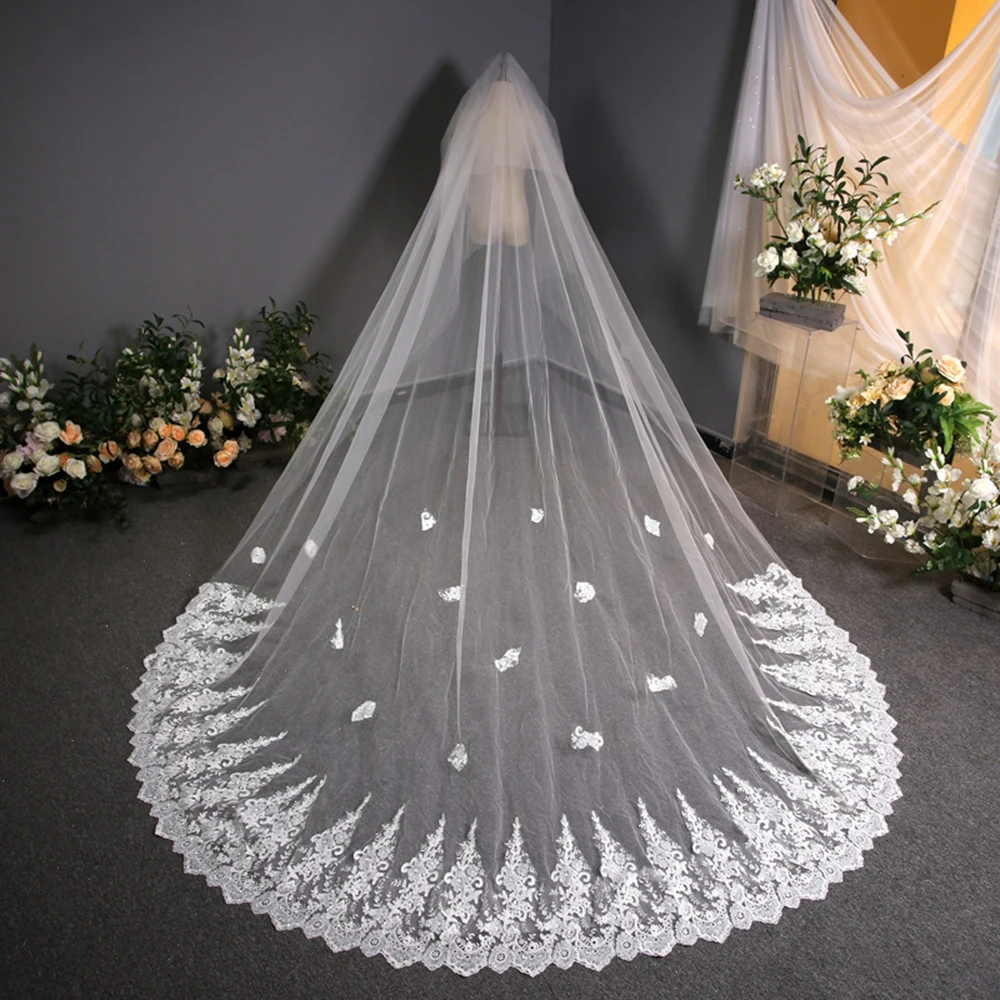 

Wedding Veil Lace Edge Two-Layer Bridal Veils Wedding Veils with Comb 300*380