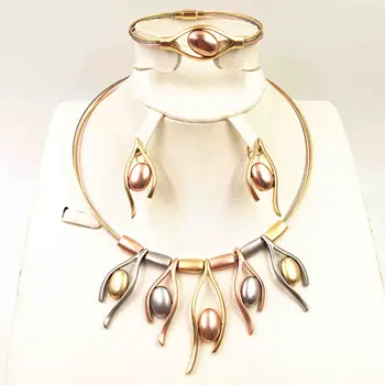 

Dubai necklace earrings in gold color copper for women African/Nigerian/Middle East wedding/party gifts/bridal jewelry set