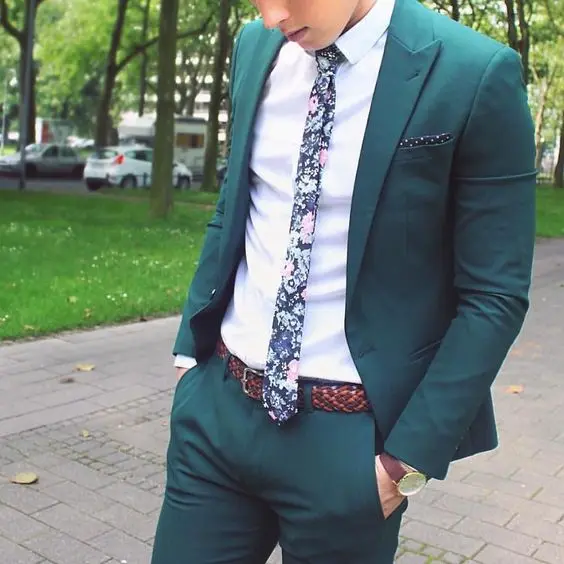 

2020 Green Suits Men Slim Fit Smart Business Male Blazer Jacket Custom Mens Tuxedos Groom Best Man Wedding Party Prom Suit 2 pcs