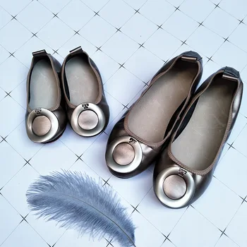 

Dolakids New soft sole baby shoes comfortable parents and children shoes Korean tartan style princess baby girl shoes