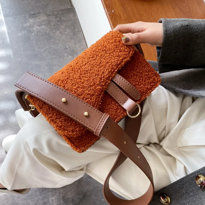 

Autumn And Winter Plush Lamb Shoulder Bag 2019 Popular New Fashion Wild French Wide Shoulder Strap Woolen Messenger Bag