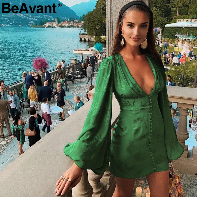 Женское короткое вечернее платье BeAvant зеленое однобортное ТРАПЕЦИЕВИДНОЕ мини с