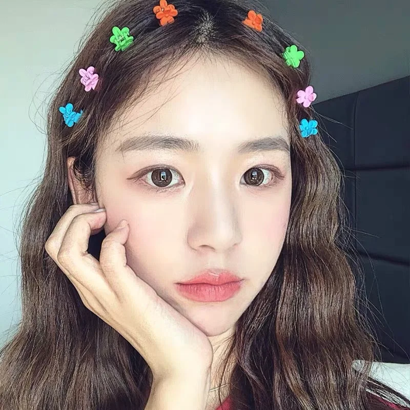 

Hair Claw Clips for Women Girls Accessories Colorful Plastic Mini Claws Hairclip Clamp Gifts AM4031