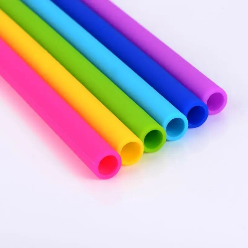 Silicone Drinking Straws Food Grade Reusable Food Grade Bar Drinking Straws with Cleaning Brushes LX7618