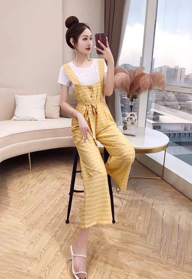 

2019 New High Quality Simple White T-shirt Top With Waistband Striped Strap Wide Leg Pants Suit Luxury Brand Suit