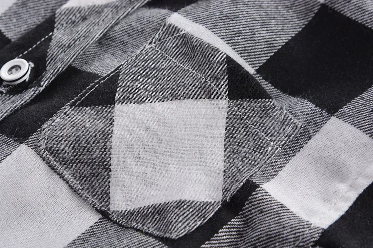 11143746204_1748351731