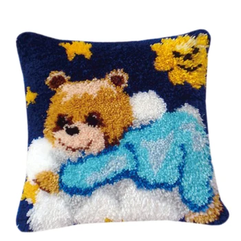 

40 X 40cm DIY Latch Hook Kit Carpet Cushion Crocheting Rug Sewing Craft Gifts With White Grid Cloth Crochet Hook - Bear Pattern