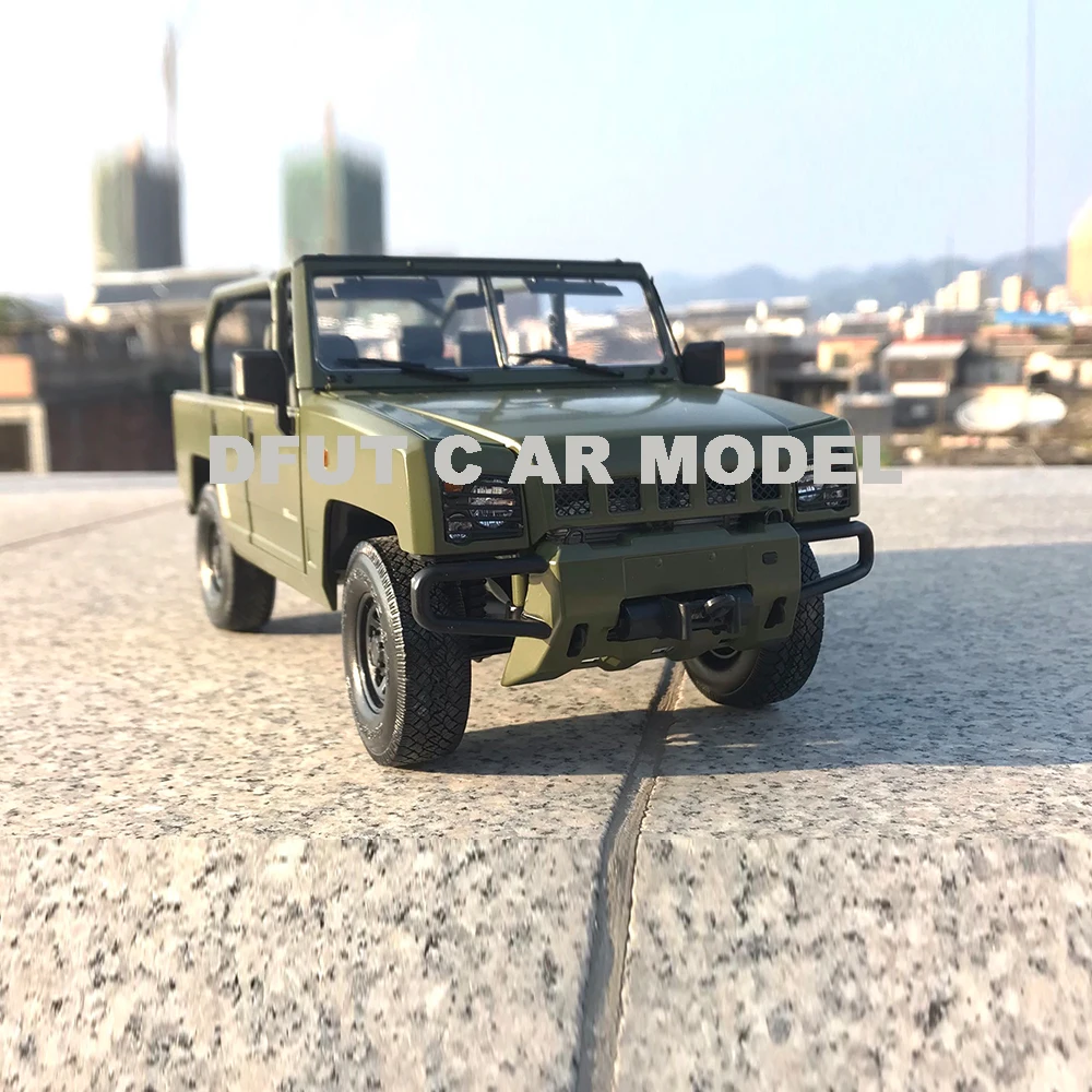

diecast 1:18 Alloy Pull Back Toy BJ2022JC Car Model Of Children's Toy Cars Original Authorized Authentic Kids Toys