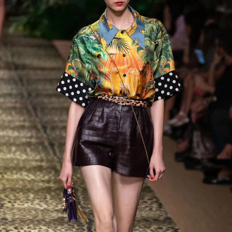 

Designers High Quality Animals Oil Painting Print Dots Short Sleeve Single Breasted Womens Shirts Tops 2020 Spring Summer New