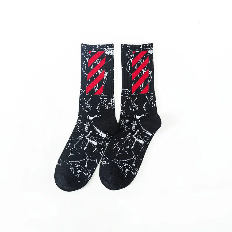 Harajuku Men's Sock ship hop Cool Funny Skate Socks New Fashion personality lightning letter Casual Men Long Crew Cotton socks - Цвет: 004