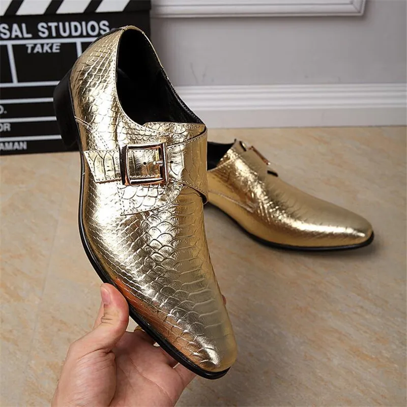 British Men's Genuine Leather Shoes gold/ Silver Business Party Dress Shoes Fashion Flat Wedding Men Gentleman Oxford Shoes - Цвет: Золотой