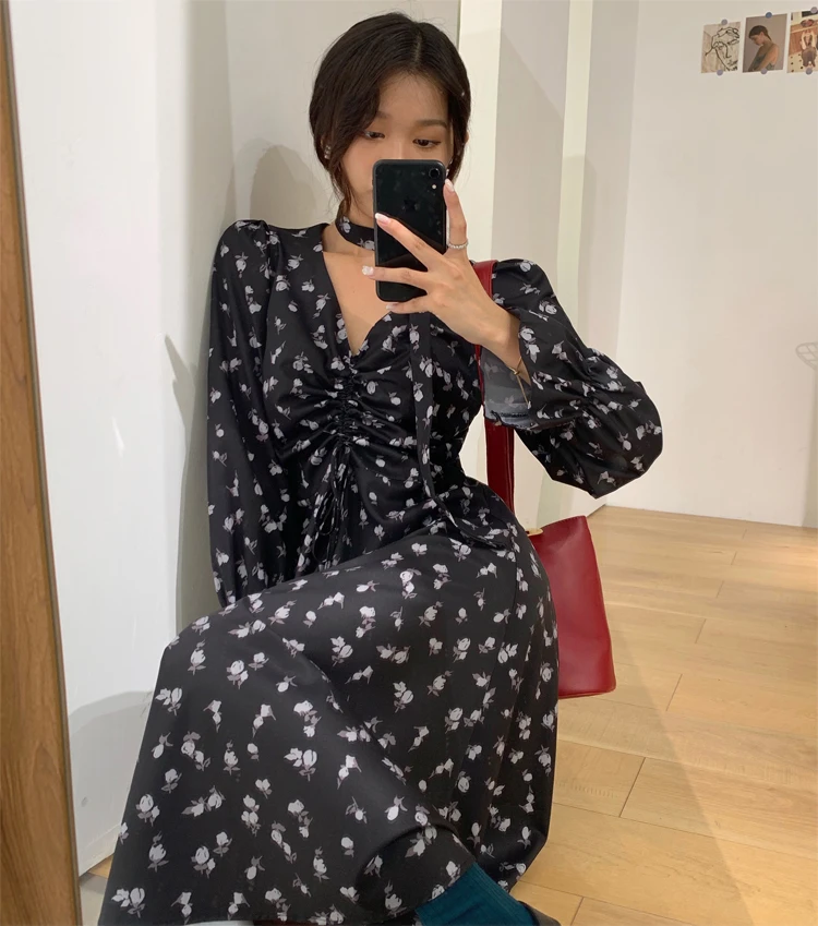 2020 New Autumn Female Chiffon Long Dress Women Long Sleeve Holiday Boho Beach Dress Vintage Floral Print Party Vestidos Robe
