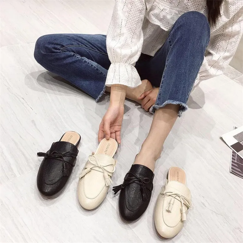 

Leather Mules Shoes Woman Pigskin Leather Sandals Ruffles Slides Women Square Toe Mules Closed Toe Pantuflas Flats Slippers