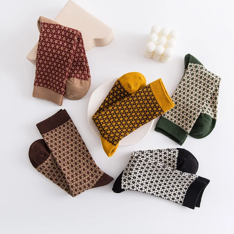 

Women Socks 2020 Autumn New Socks Fashion Lattice Cotton Preppy Style Happy Casual Deodorant Socks Female Socks High Quality