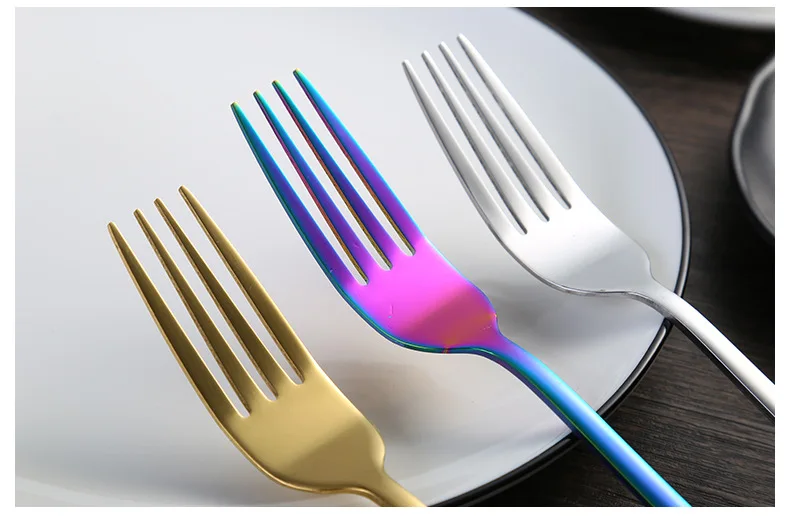 4pcs / lot stainless steel cutlery spoon western steak Gold-plated high-end cutlery set